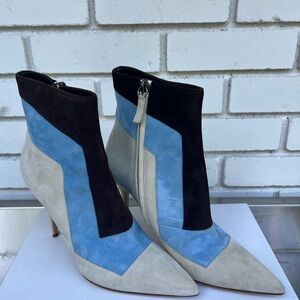 SALE Fall Manolo Blahnik Layevitch Booties